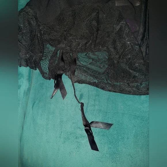 Cacique Black Chemise with Lace Trim - Picture 7 of 11